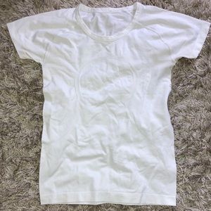 Lulu Lemon Workout Tee